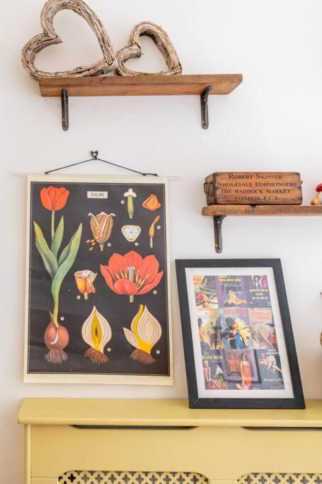 Appartement Holyrood Park: Lush & Arty 2 Double Bed Flat *